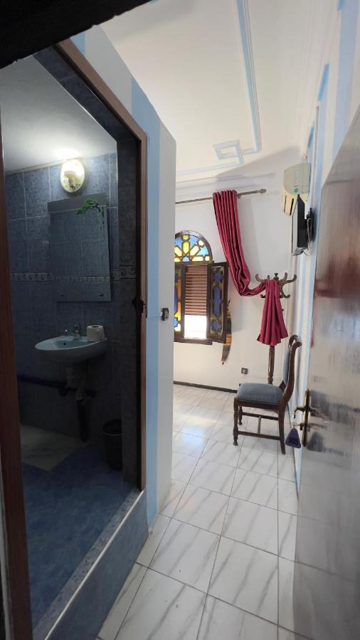 Hotel Sevilla Chefchaouen Buitenkant foto