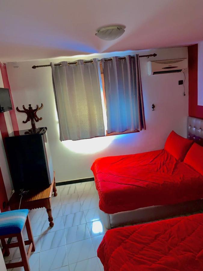 Hotel Sevilla Chefchaouen Buitenkant foto